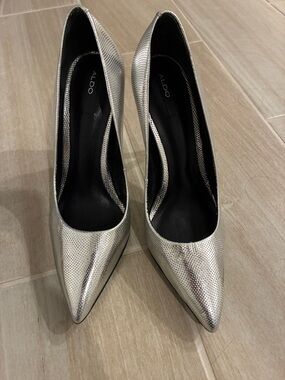 ALDO Silver Metallic Pointed-Toe Stiletto Pumps
